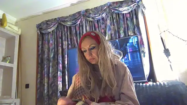 LilaniLoverx online show from April 21, 1:53 am