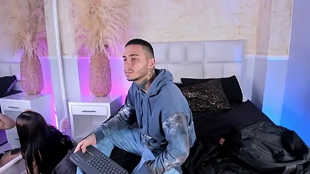 AsiaMillerr  online show from December 14, 3:56 am