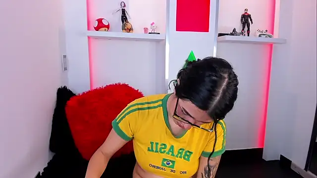 Charlotte Millers online show from November 29, 11:09 pm