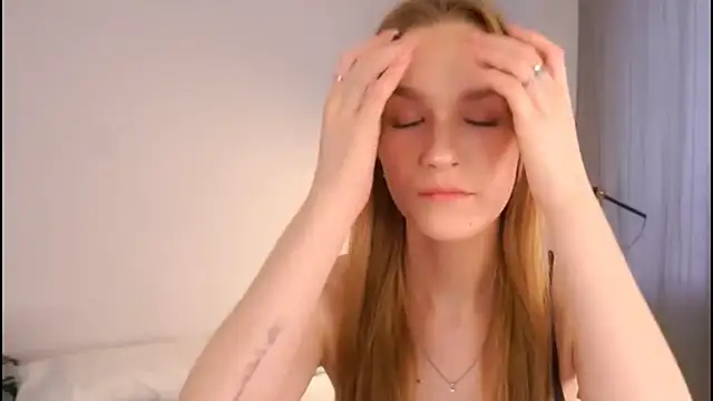 Helenspenss  online show from October 24, 8:27 pm