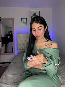 BIJOU SECRET online show from February 12, 4:25 am