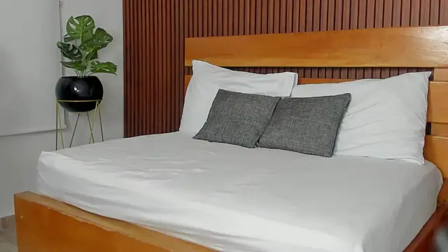 anastasia cortez  online show from November 11, 2:29 am