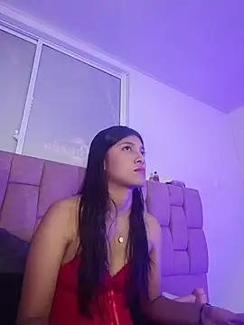 YeseniaRodriguez3 online show from June 23, 12:36 pm