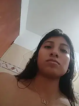 YeseniaRodriguez3 online show from June 12, 11:13 pm