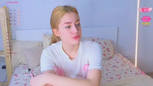 Alice Presly online show from March 8, 3:54 am