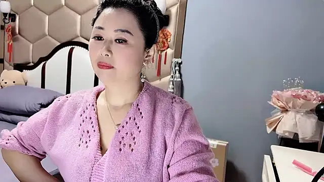 yaoyao22678 online show from April 30, 1:44 am