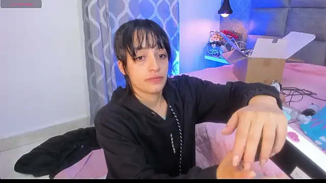 Luna Bella3 online show from March 7, 12:01 pm