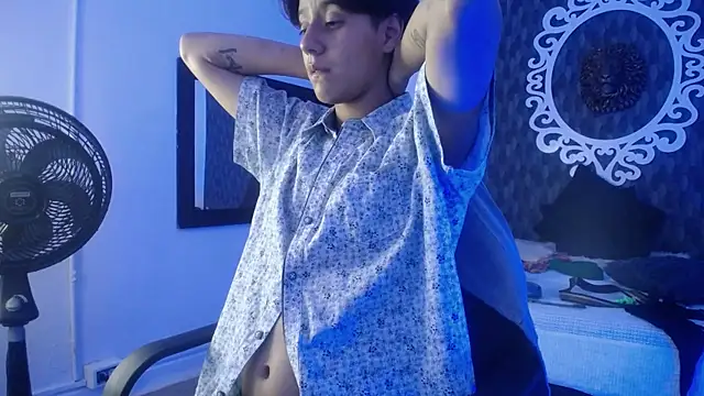 Ghost  Girl  online show from November 1, 6:28 am