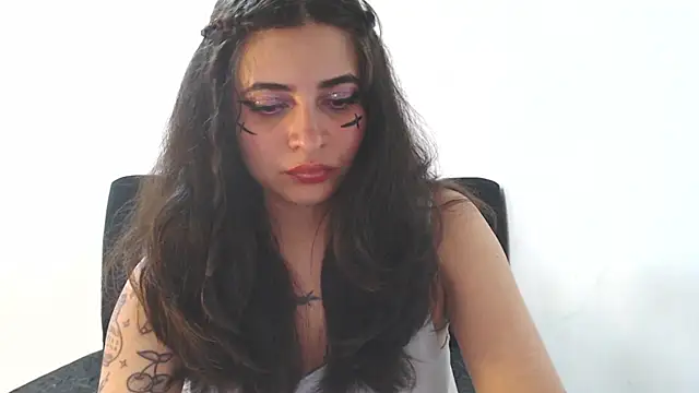 Annagoth  online show from June 15, 5:40 am
