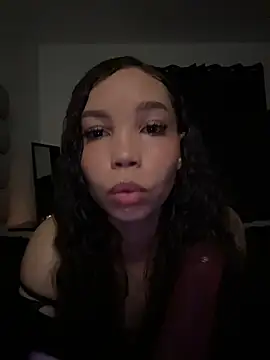 nikkiloveee online show from May 13, 5:57 am