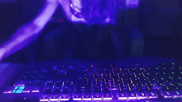 eppkswingcouple69 online show from July 8, 5:31 am