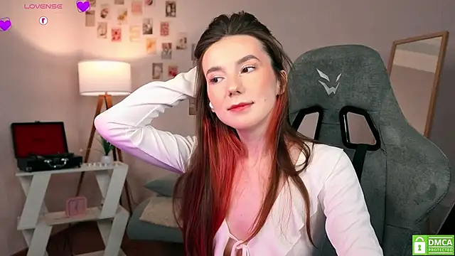 yourfrenchteacher online show from November 12, 4:43 am