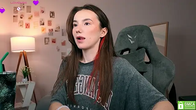 yourfrenchteacher online show from October 28, 4:29 am