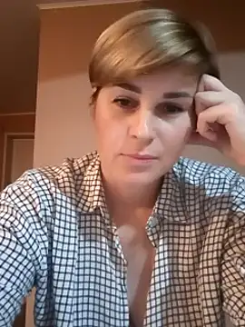 Snapshot of Tatimila chatting on October 29, 6:32 pm Tatimila online show from October 29, 6:32 pm