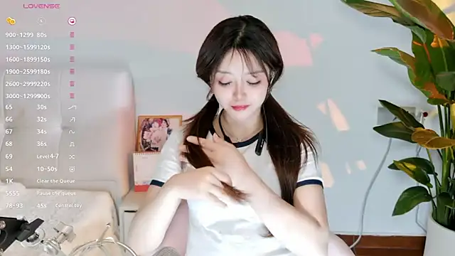 Yiluo95 online show from June 22, 4:04 pm