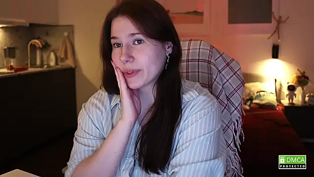 girl u never met online show from February 5, 5:49 pm