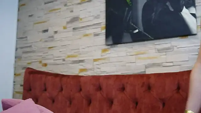 brianaflynt online show from June 21, 7:40 pm