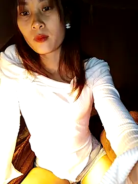 Em xinh01 online show from March 8, 1:26 pm