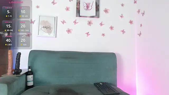 evelinmartinez online show from July 21, 7:47 pm