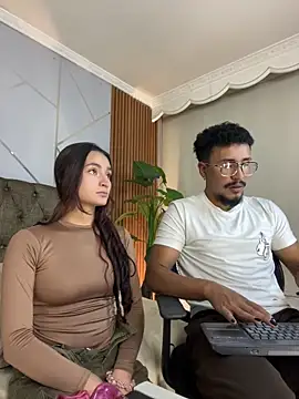 Noa N Luxy online show from November 11, 3:57 am