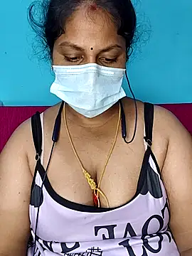 deepikasree143 online show from November 14, 12:10 am