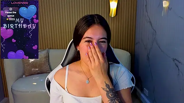 Nikka Tx online show from March 8, 1:15 pm