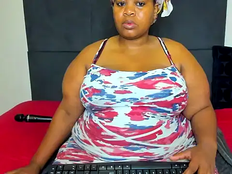 ThickLeeyanaXX online show from November 15, 9:27 pm