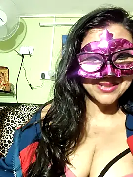 LOVE  RANI online show from July 24, 9:33 pm