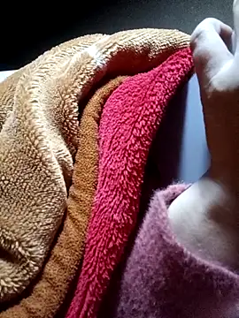 yoyo-mi online show from February 12, 3:41 am