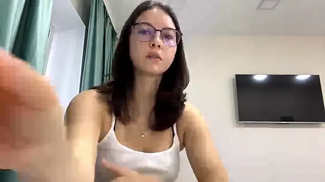 Allisgree online show from November 6, 7:14 am