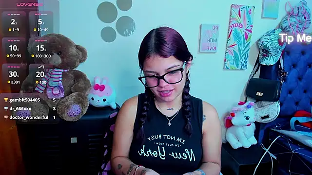 Emma boo online show from February 1, 7:23 pm