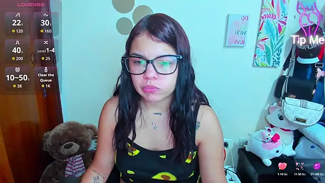 Emma boo online show from December 1, 3:48 pm