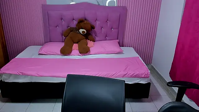 Missy 22 online show from November 14, 11:10 am