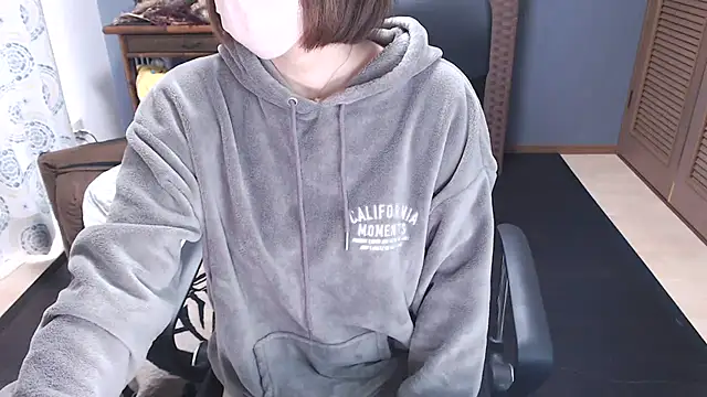 YUNONNON online show from February 25, 4:44 am