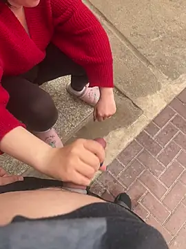 Teeny-Slut18 online show from May 5, 10:29 am