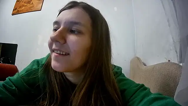 Zizi Zuzu online show from November 19, 7:14 pm