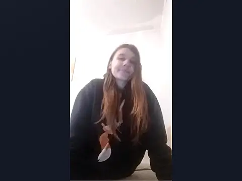 Zizi Zuzu online show from October 29, 7:16 pm