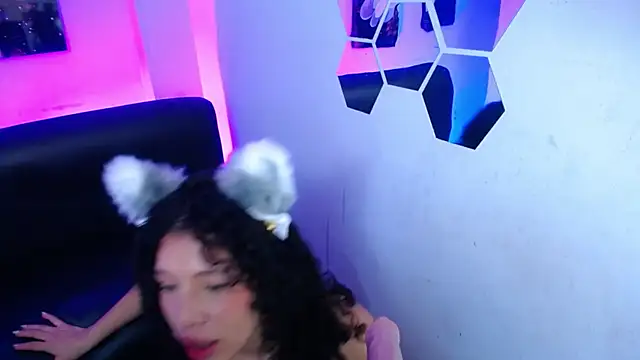 roseefancy19 online show from November 12, 12:25 pm