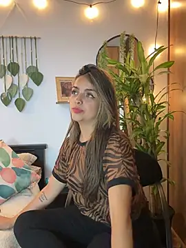 MailynAndNick online show from July 8, 1:08 am