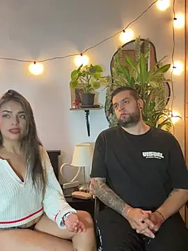 MailynAndNick online show from June 19, 1:32 am