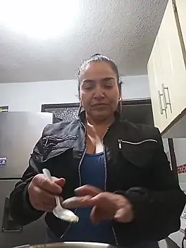 MaryRoze  online show from December 17, 4:16 am