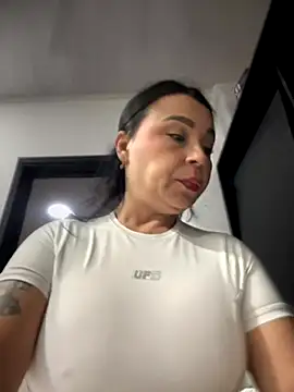 Natural BIGASS Nina online show from November 30, 10:19 am