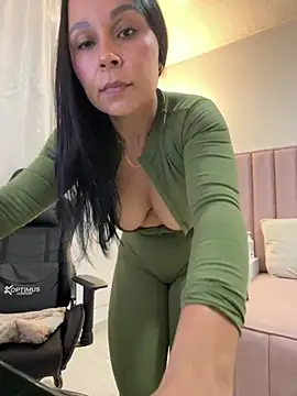 Natural BIGASS Nina online show from May 31, 1:39 pm