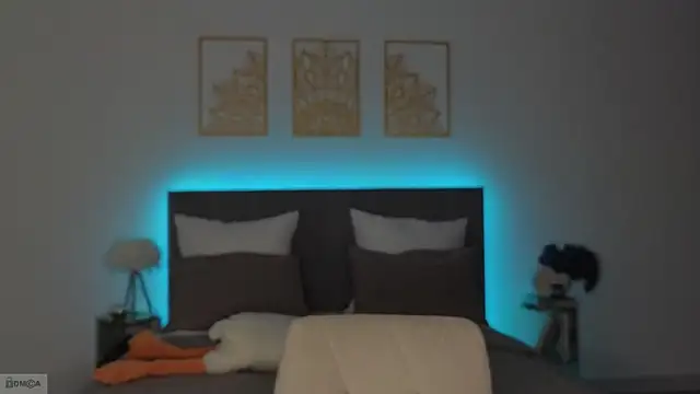 adele armass online show from December 16, 8:58 pm