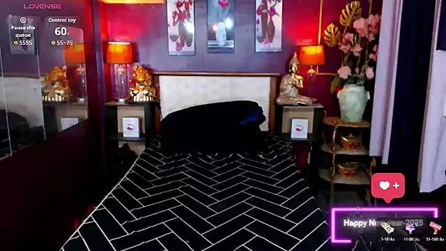 Plastique PATRICIA online show from February 24, 2:11 am