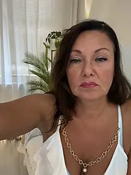 HotLdyllic online show from July 28, 2:46 pm