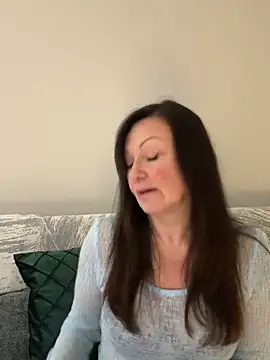 HotLdyllic online show from March 5, 5:09 pm