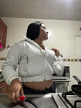 Samantha firee online show from February 21, 11:33 am