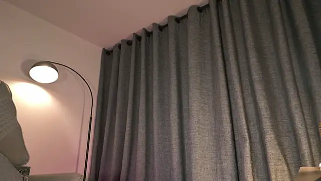 lianewhite online show from June 20, 2:37 am