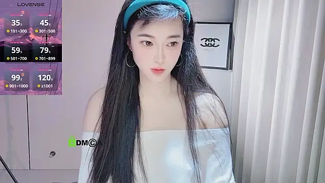 YunShan-33 online show from February 10, 11:41 pm